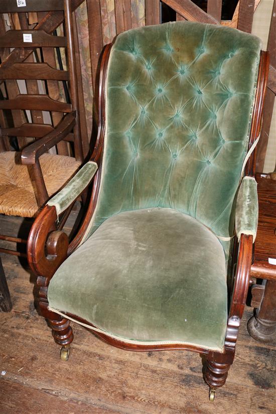 Victorian button back armchair(-)